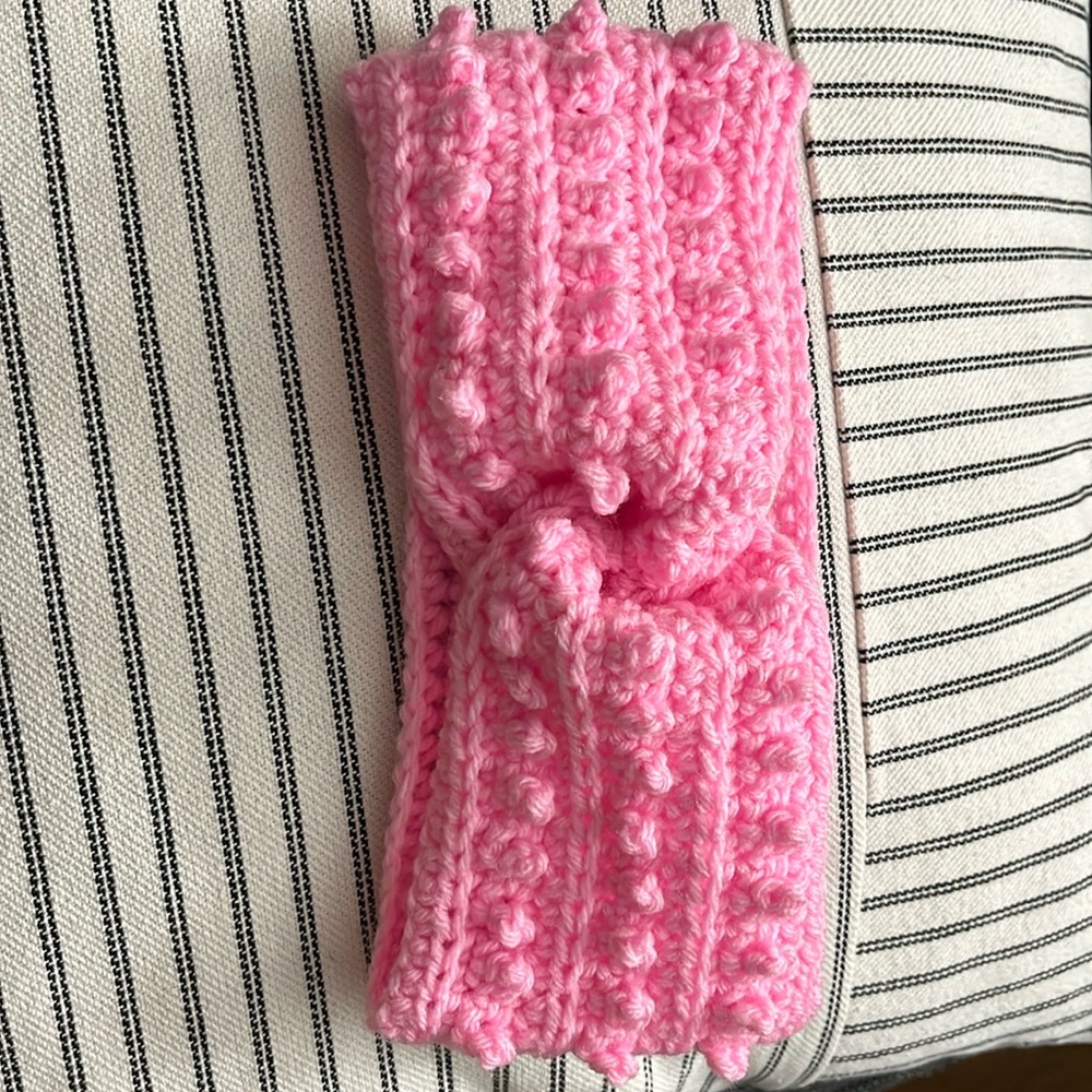 Adult medium/regu size headband.